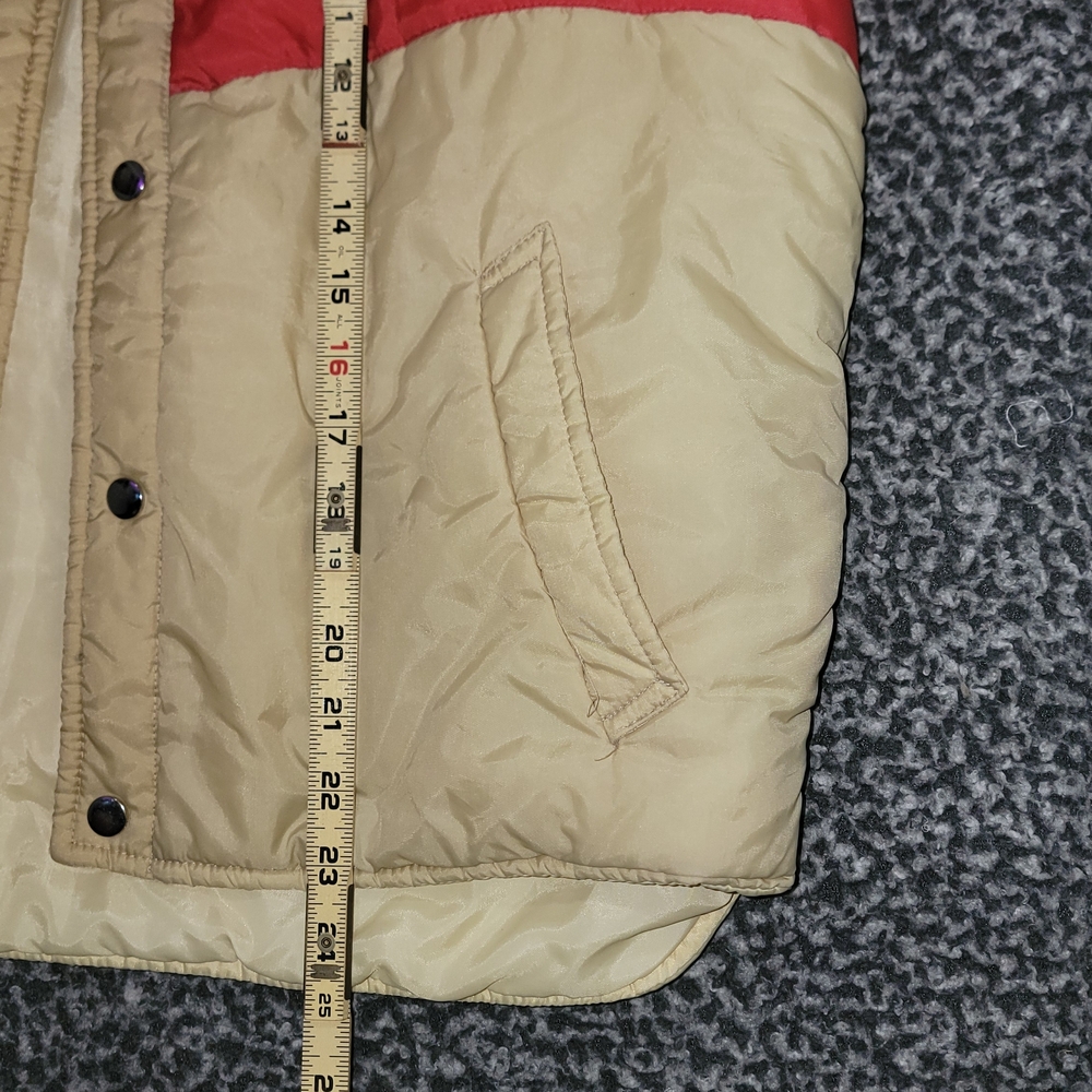 Retro Colorblock Puffer Vest - Picture 4 of 5